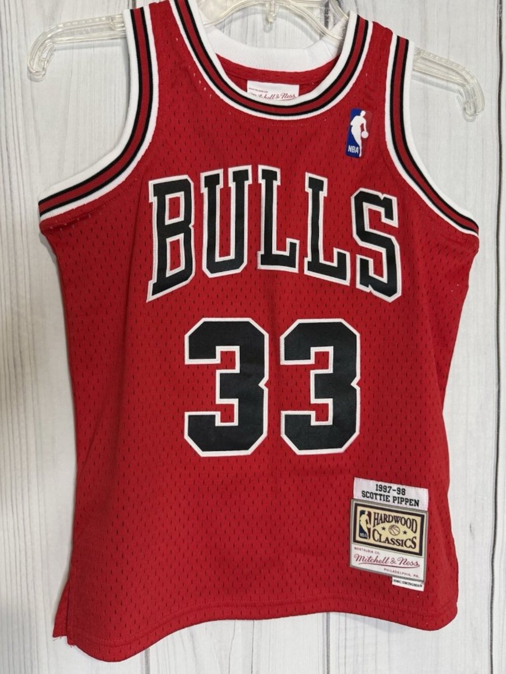 Chicago Bulls Hardwood Classics Mitchell & Ness Pippen Jersey Youth Sz S (8)